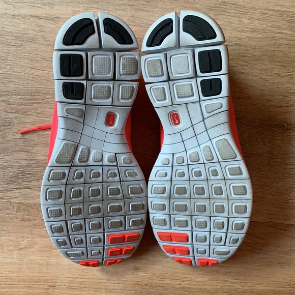 EUC Nike Free Run 5.0 - Picture 3 of 4
